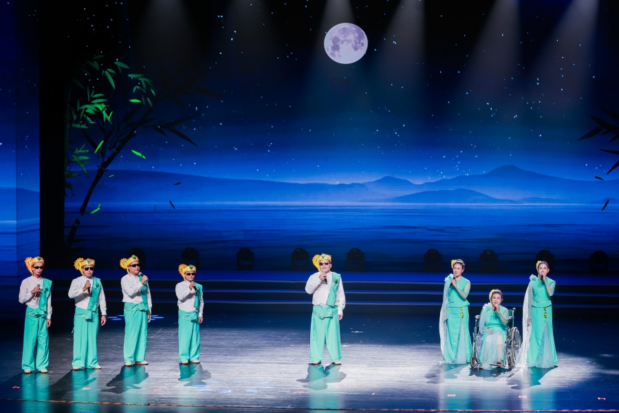 第十一届全国残疾人艺术汇演云南代表队载誉而归_新华网